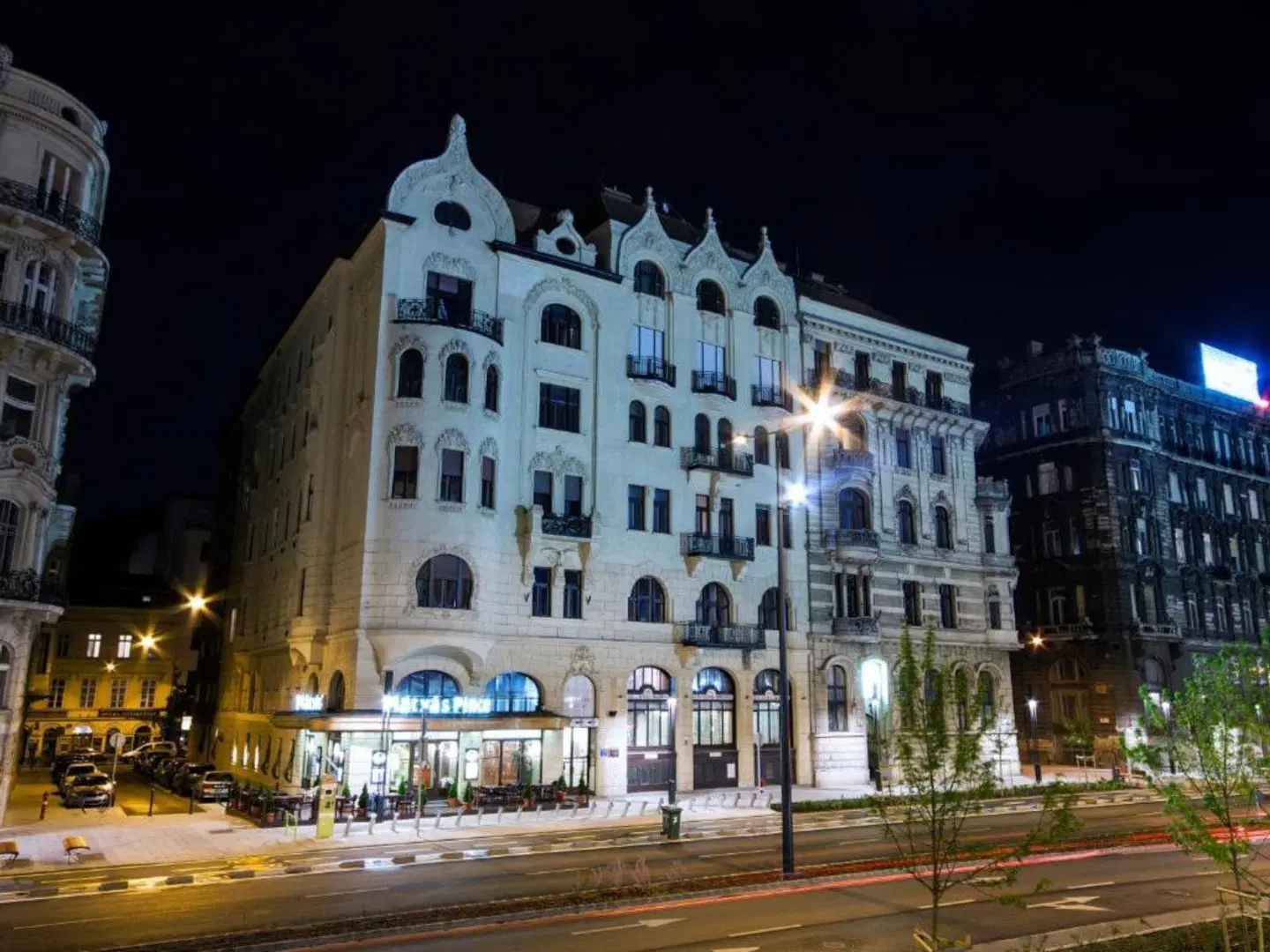 City Hotel Matyas EXTERIOR