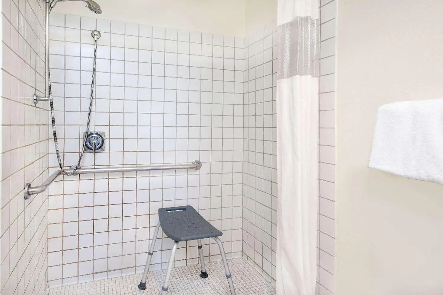 Baymont by Wyndham Flint MODEL_IMPRESSION