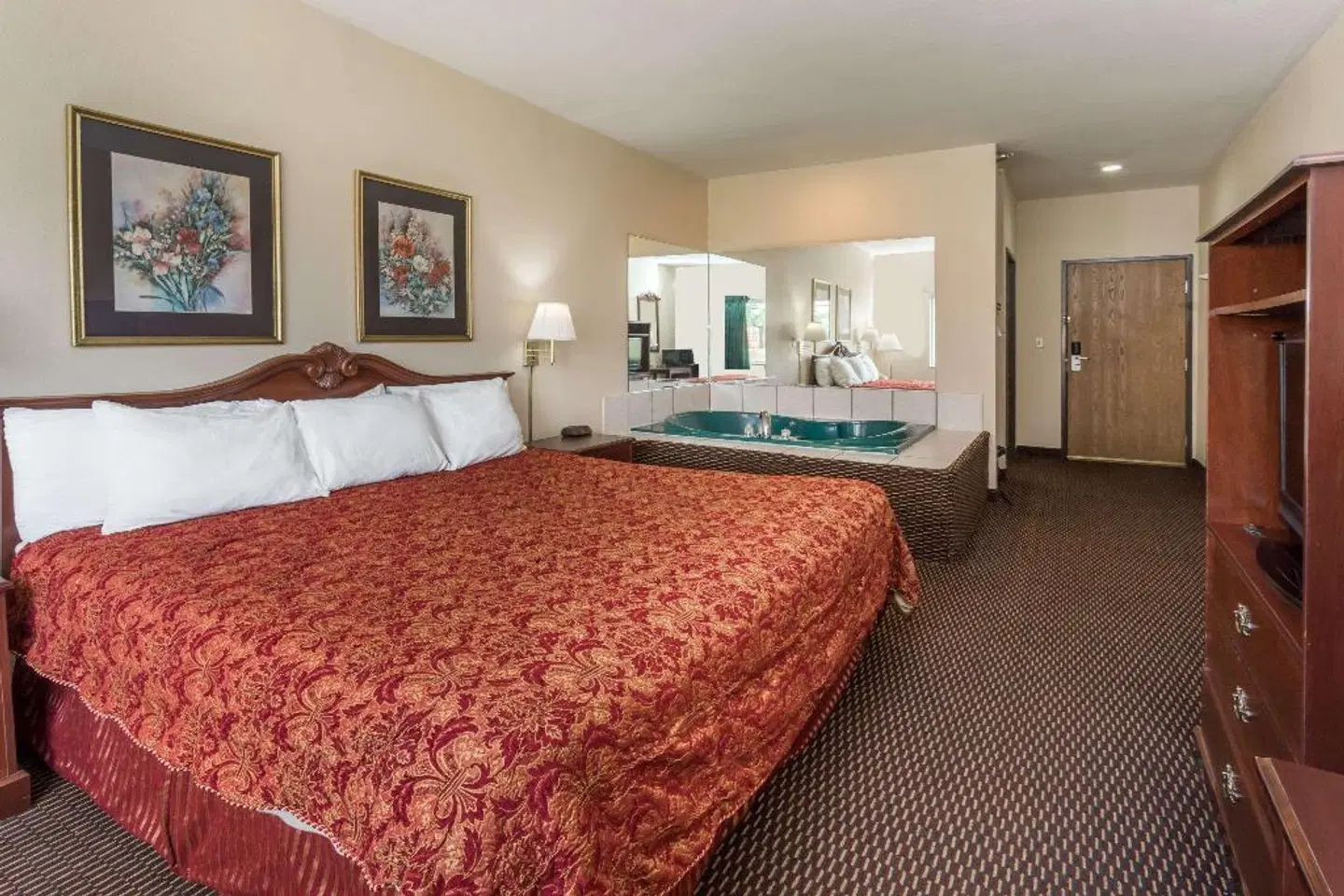 Days Inn & Suites by Wyndham of Morris ROOM_EXAMPLE