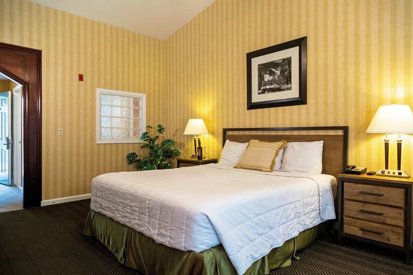 Yosemite View Lodge ROOM_EXAMPLE