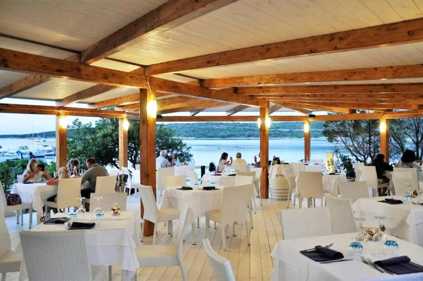 BAIA de BAHAS - Apartments Restaurant