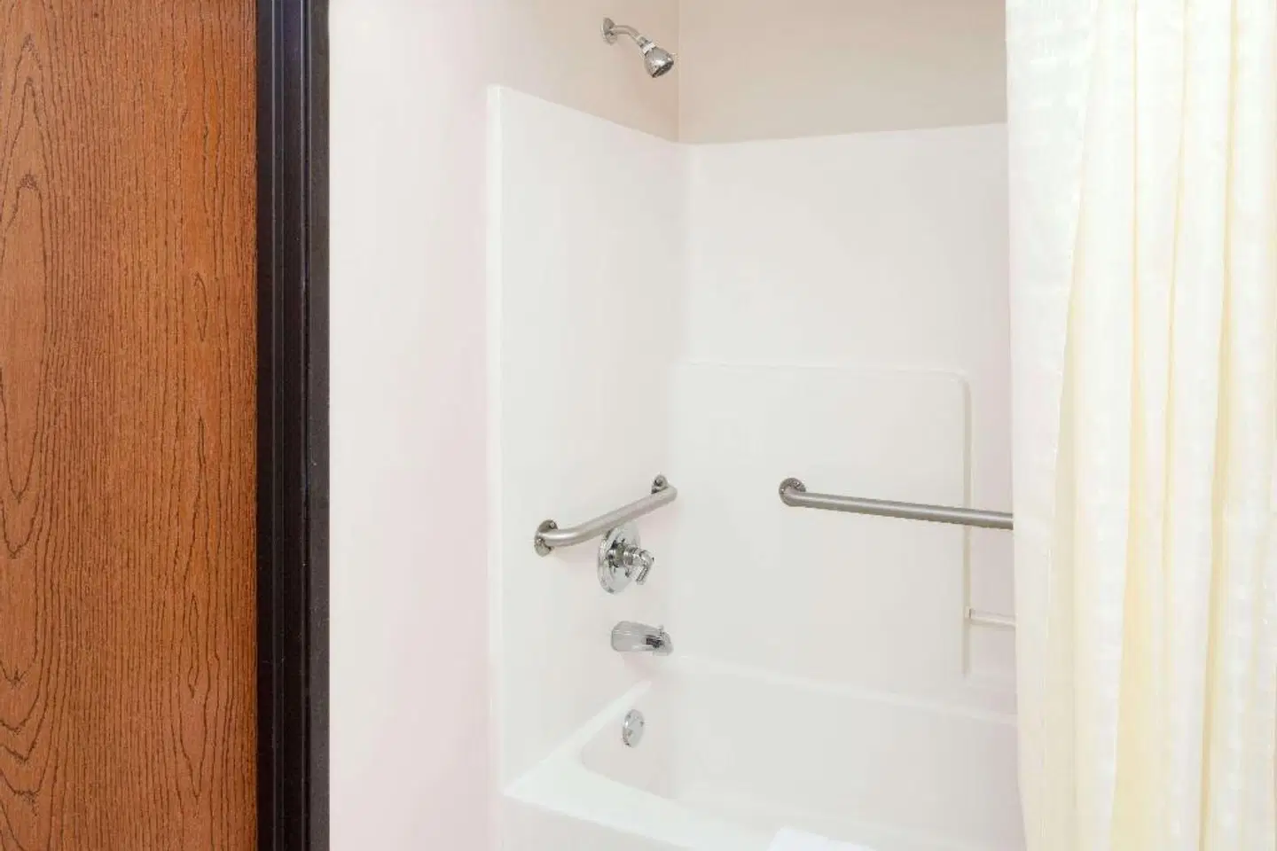 Baymont by Wyndham Chicago/Calumet City Badezimmer