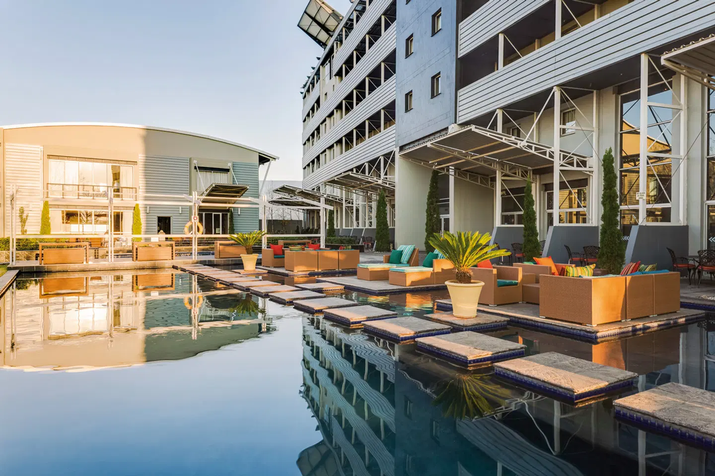 Protea Hotel O.R Tambo Airport Terrasse