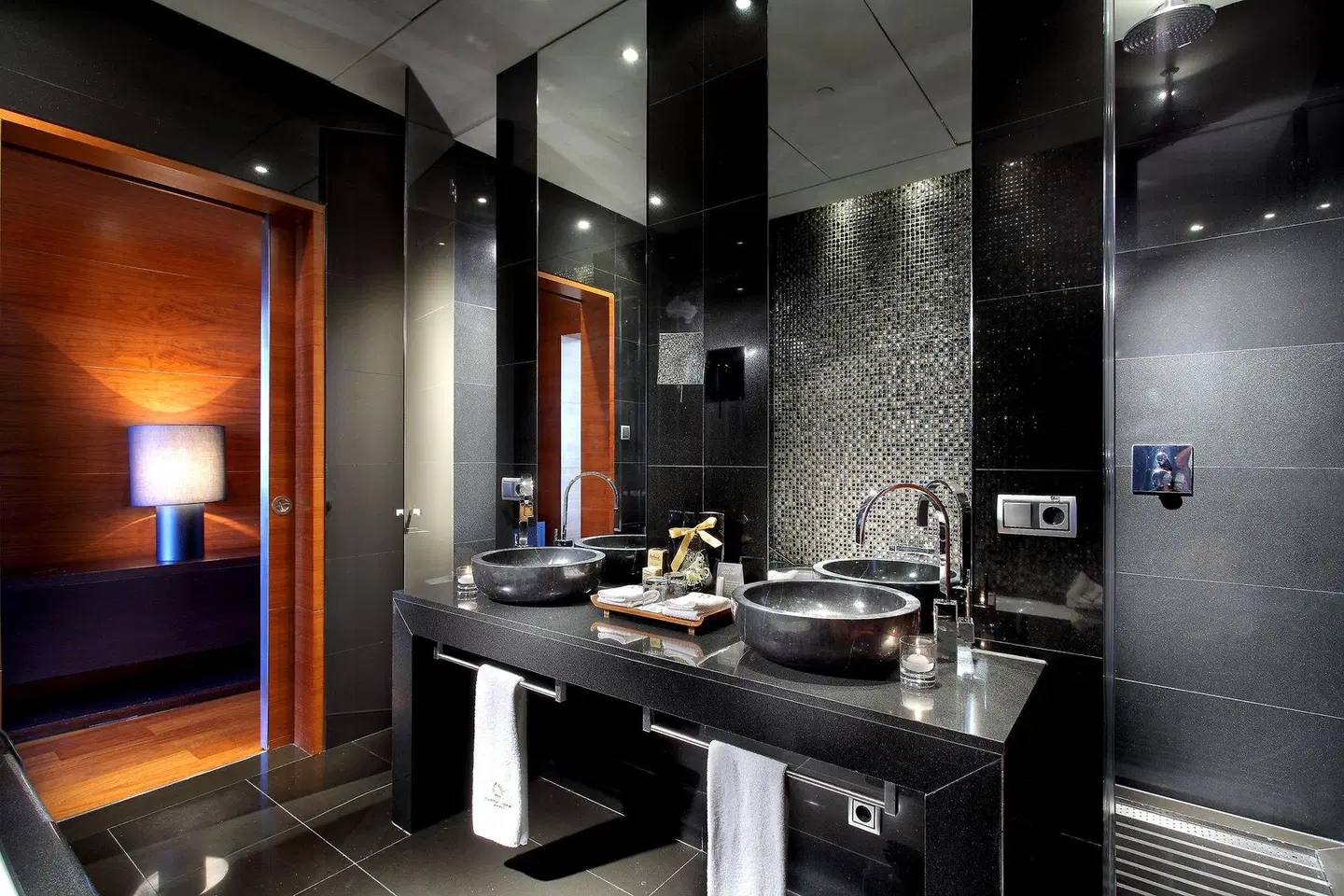 Eurostars Madrid Tower Badezimmer