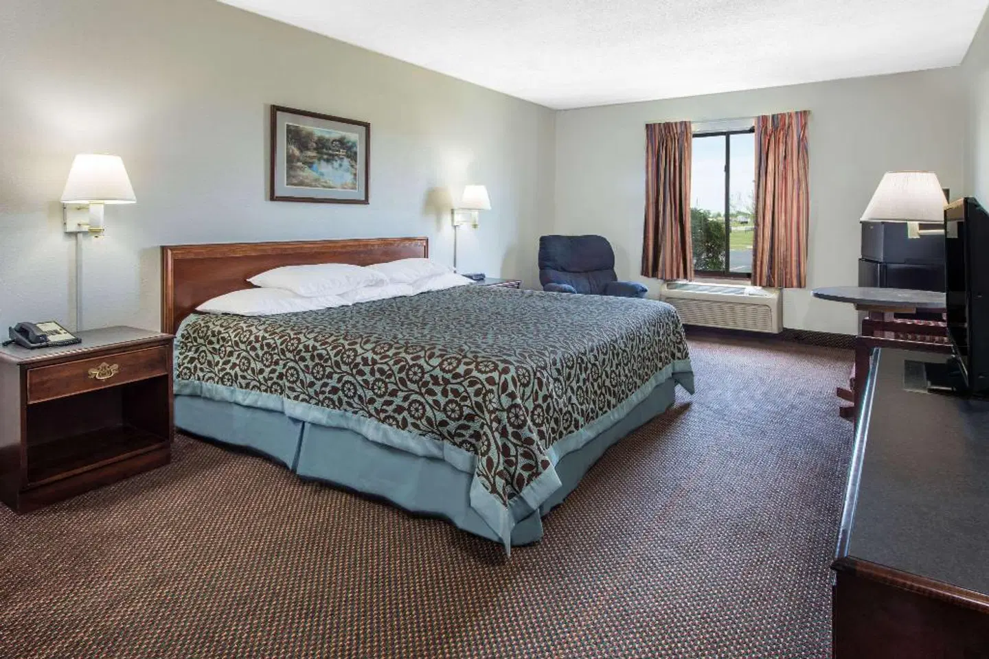 Days Inn by Wyndham Pontoon Beach ROOM_EXAMPLE