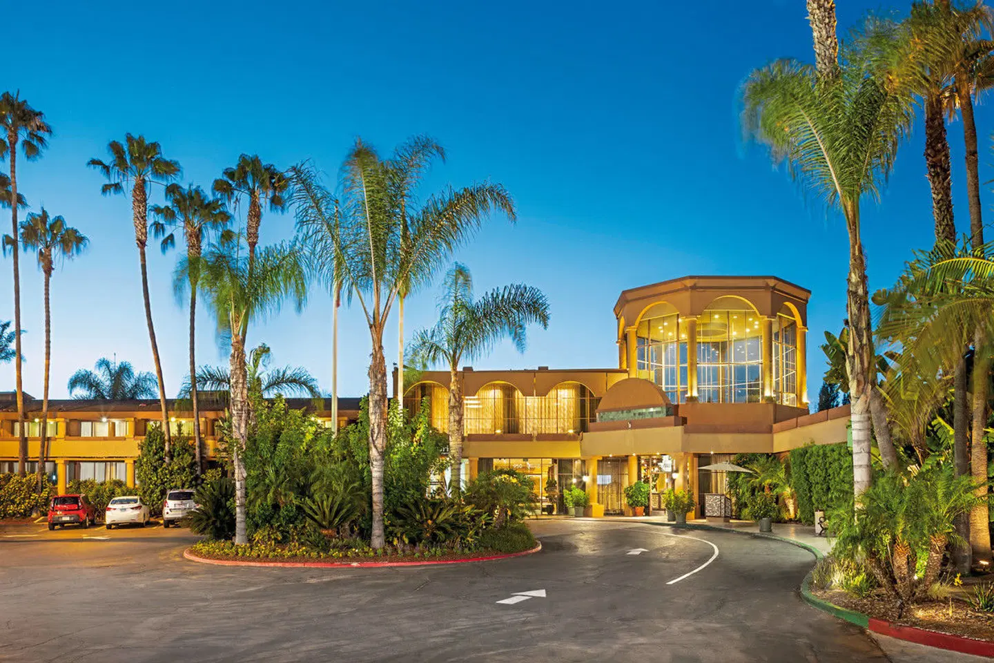 Handlery Hotel San Diego EXTERIOR