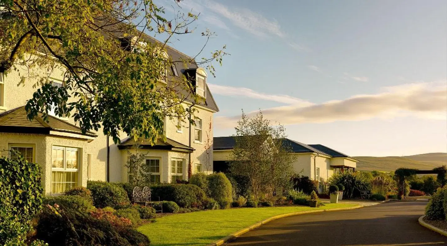 Ballygarry House Hotel & Spa EXTERIOR