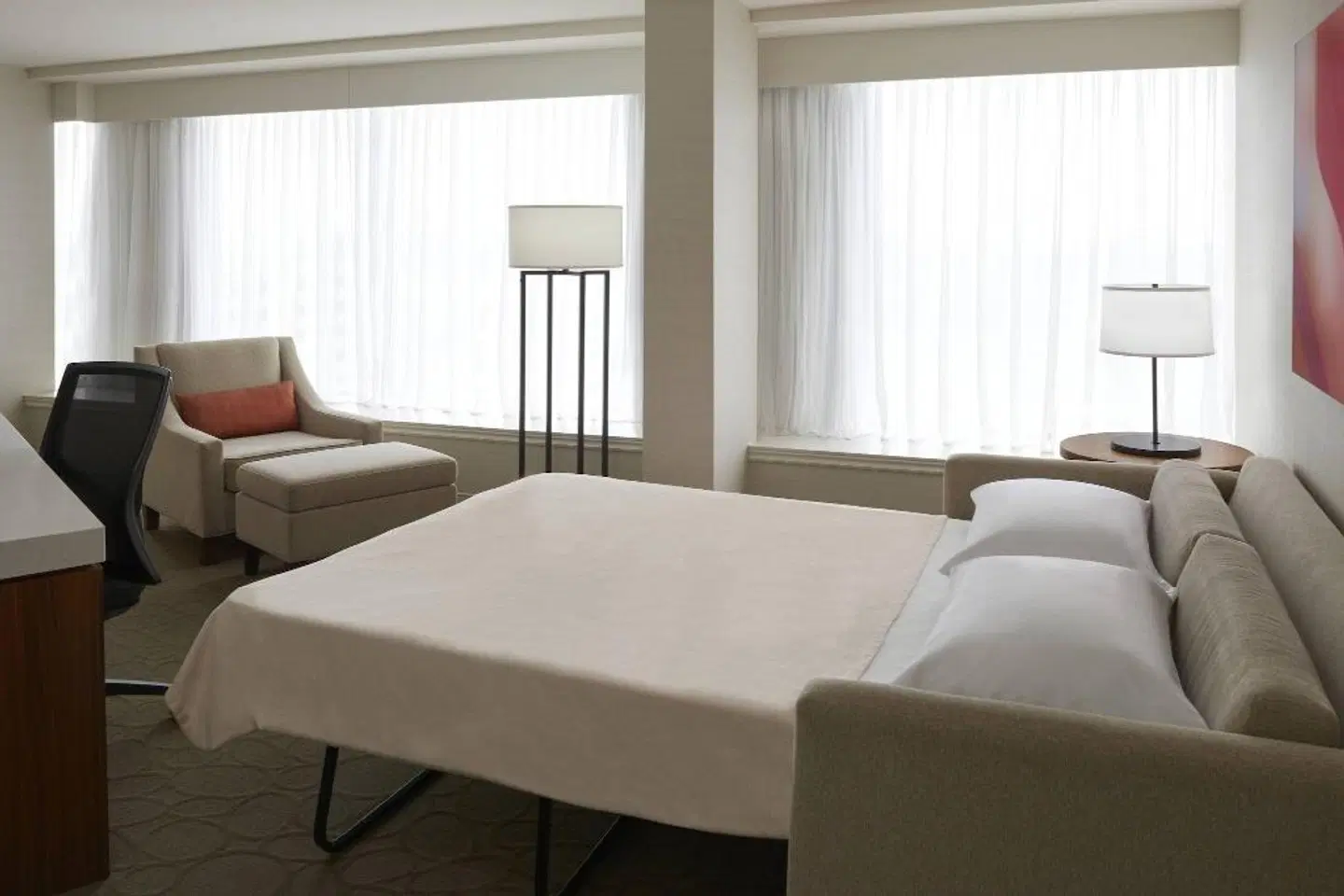 DELTA HOTELS BY MARRIOTT TORONTO AIRPORT & CC ROOM_EXAMPLE