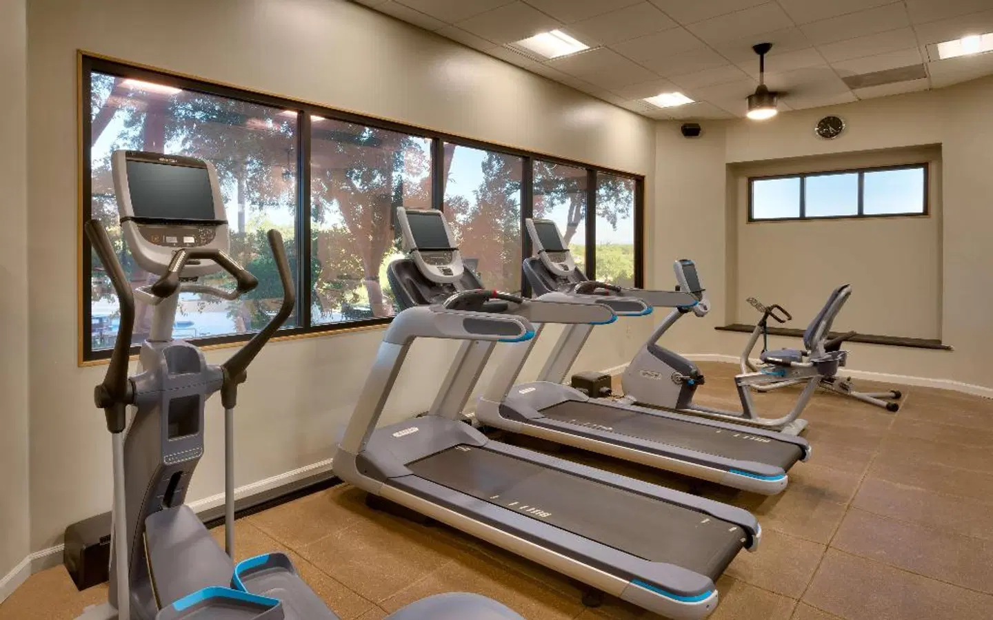 Hilton Tucson East SPORTS_AND_LEISURE