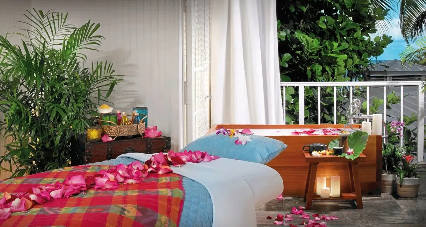 Ocean Key Resort ROOM_EXAMPLE
