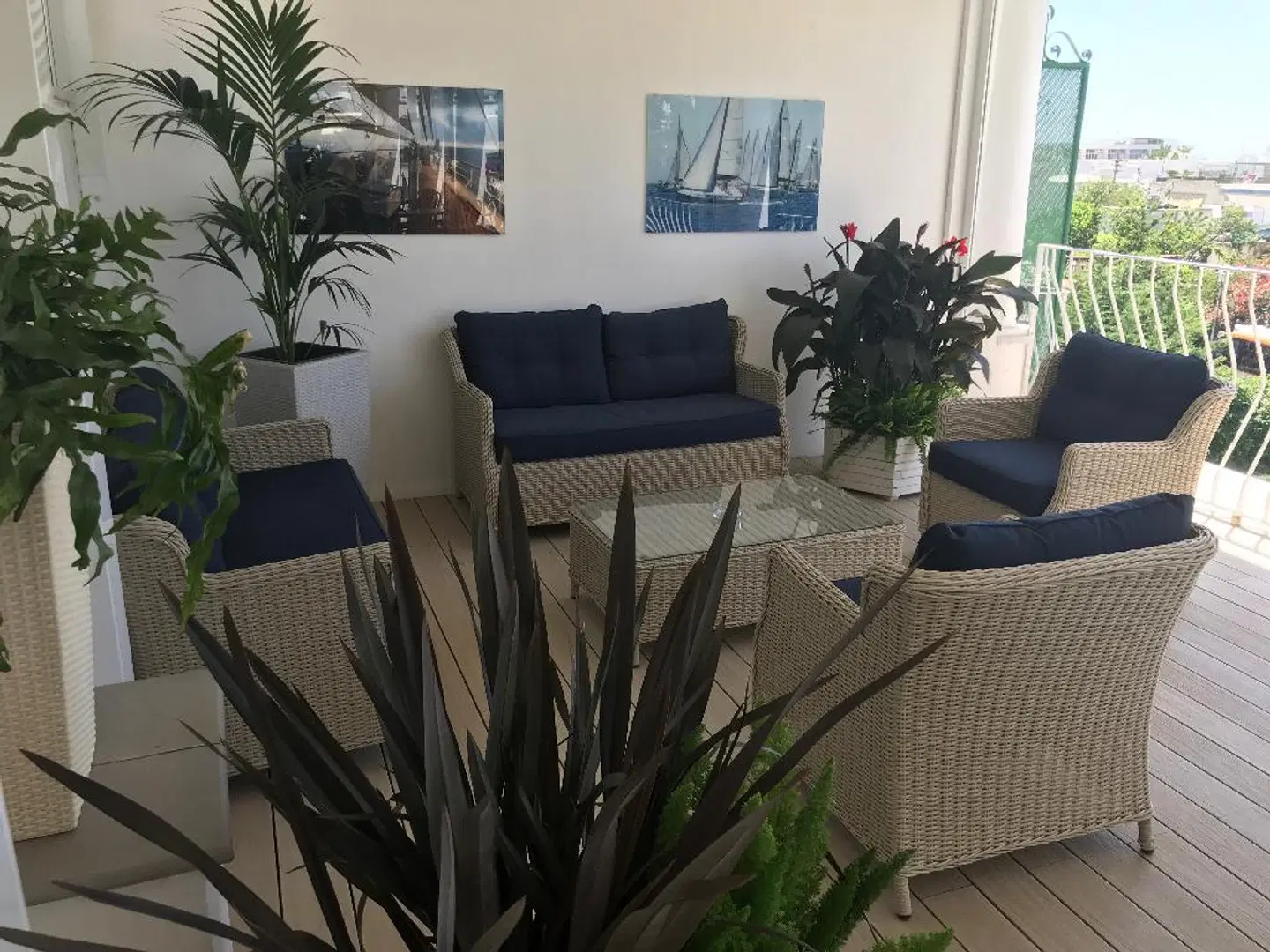 Bougainville LOUNGE_LOBBY