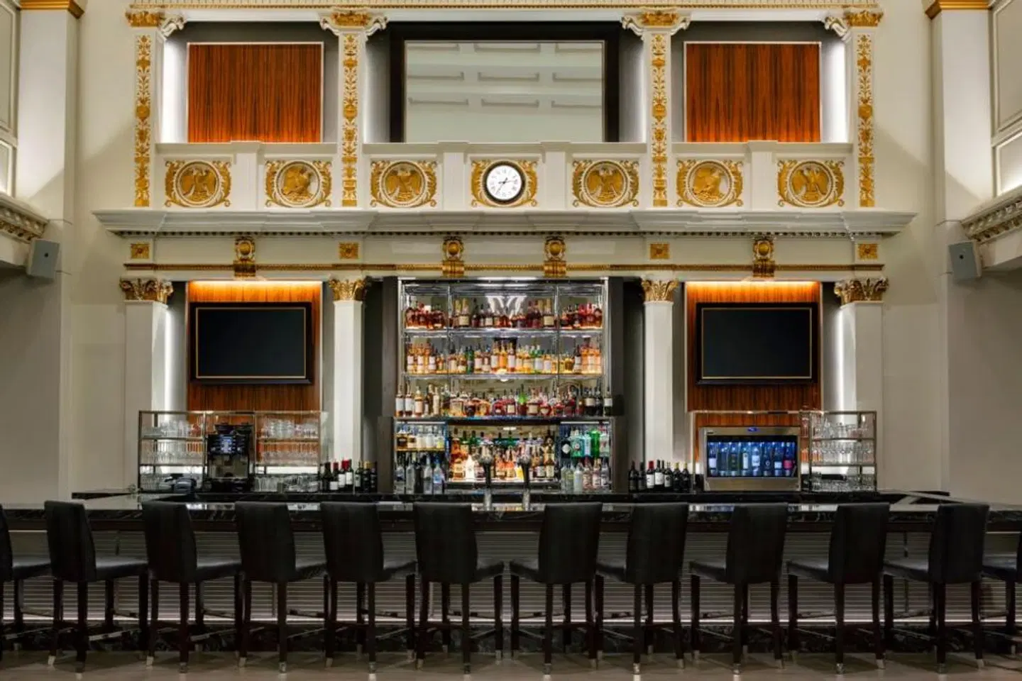 Boston Park Plaza Bar
