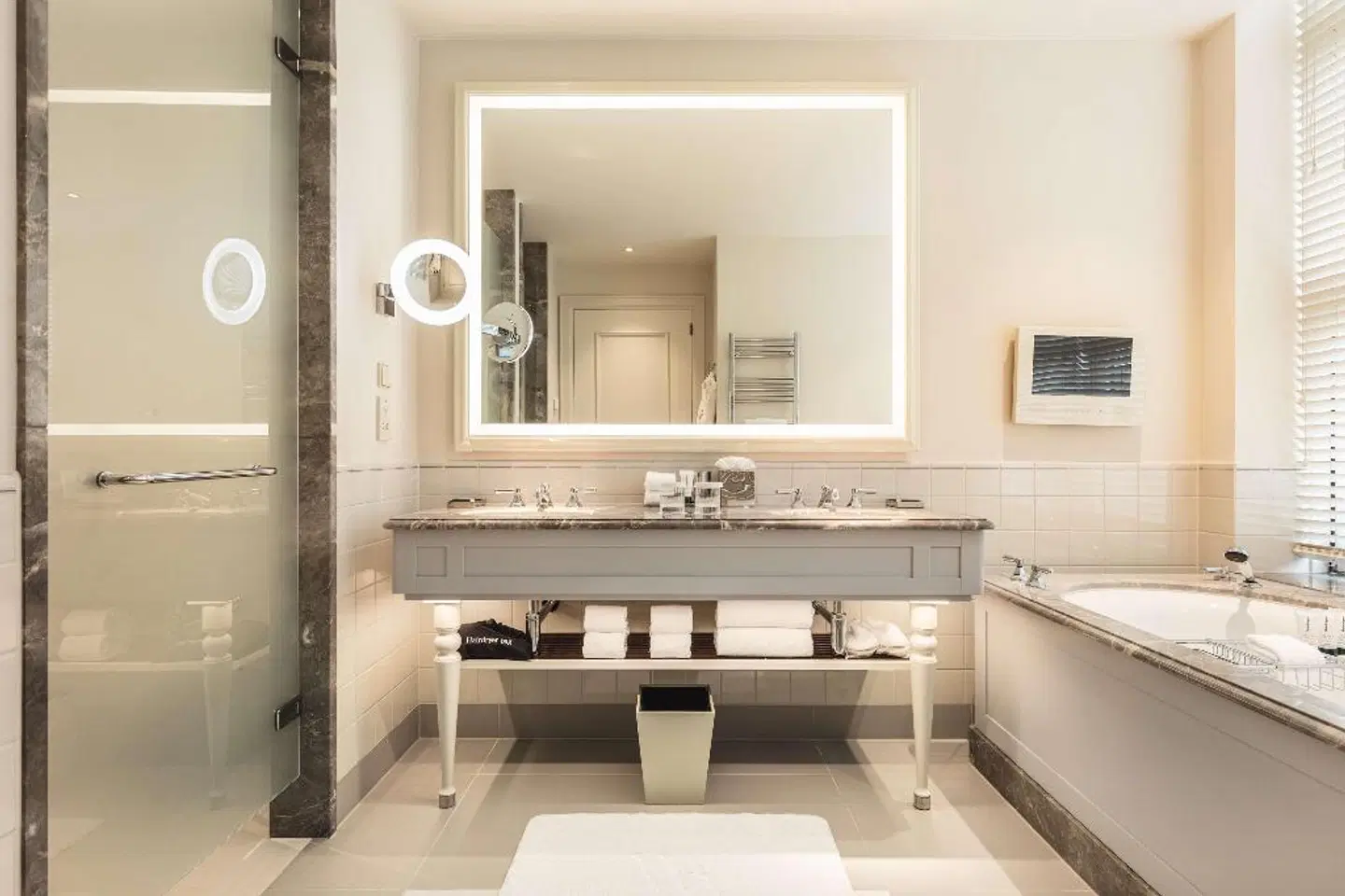 Waldorf Astoria Amsterdam Badezimmer