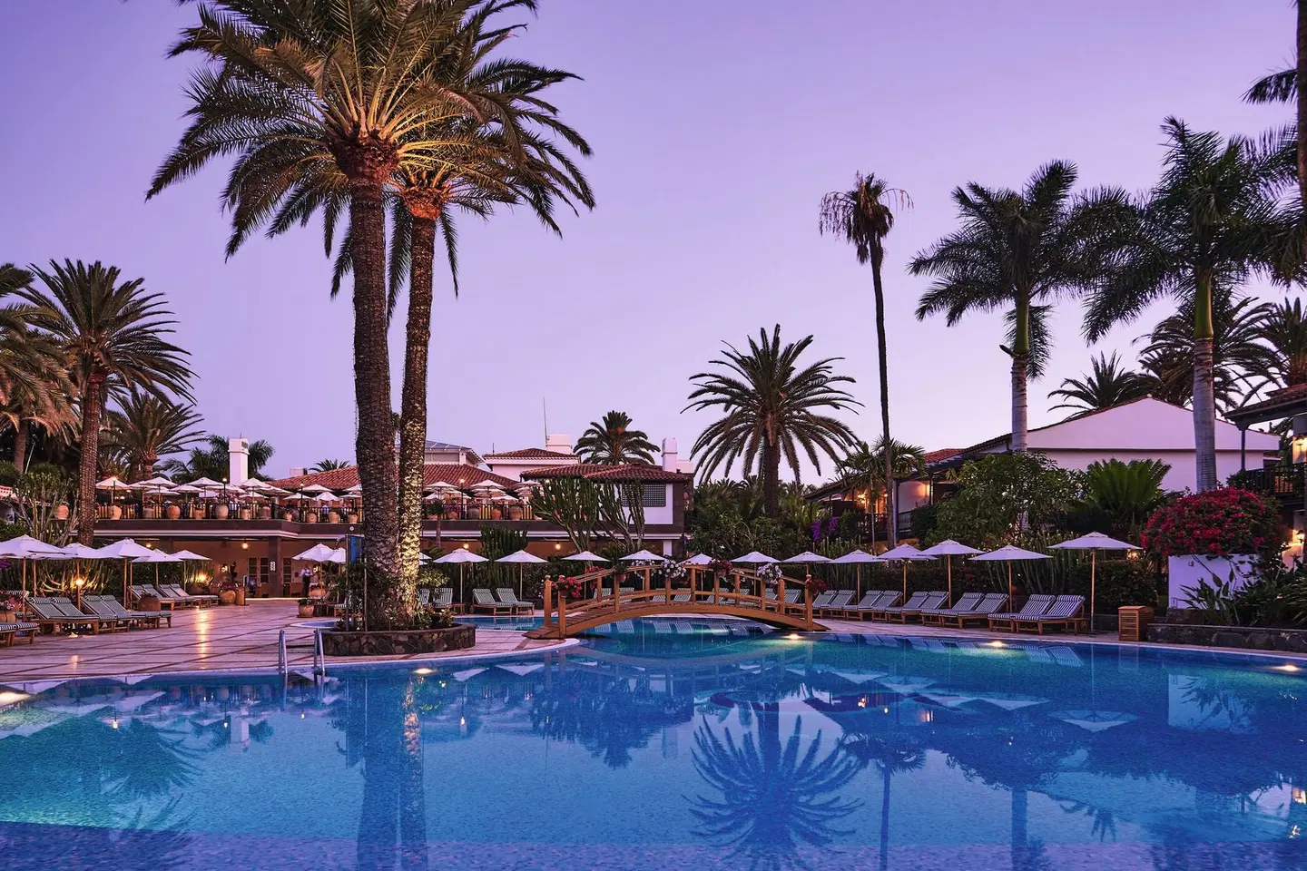 Seaside Grand Hotel Residencia OUTDOOR_POOL
