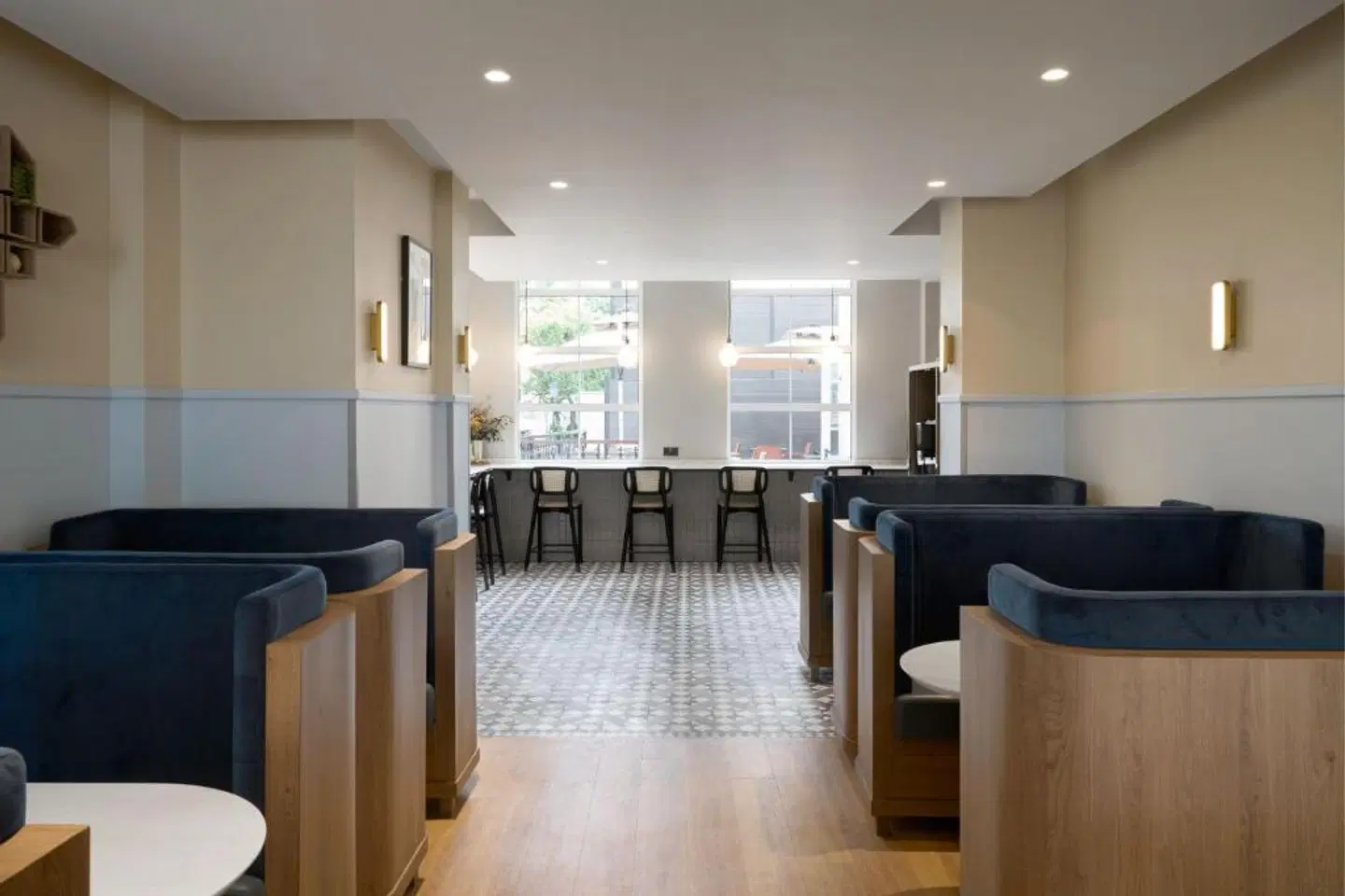 Four Points Express by Sheraton London Euston Bar