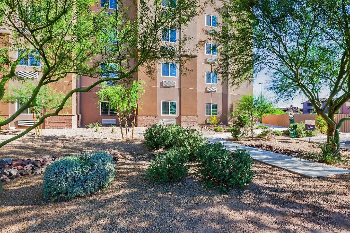 Candlewood Suites Tucson EXTERIOR