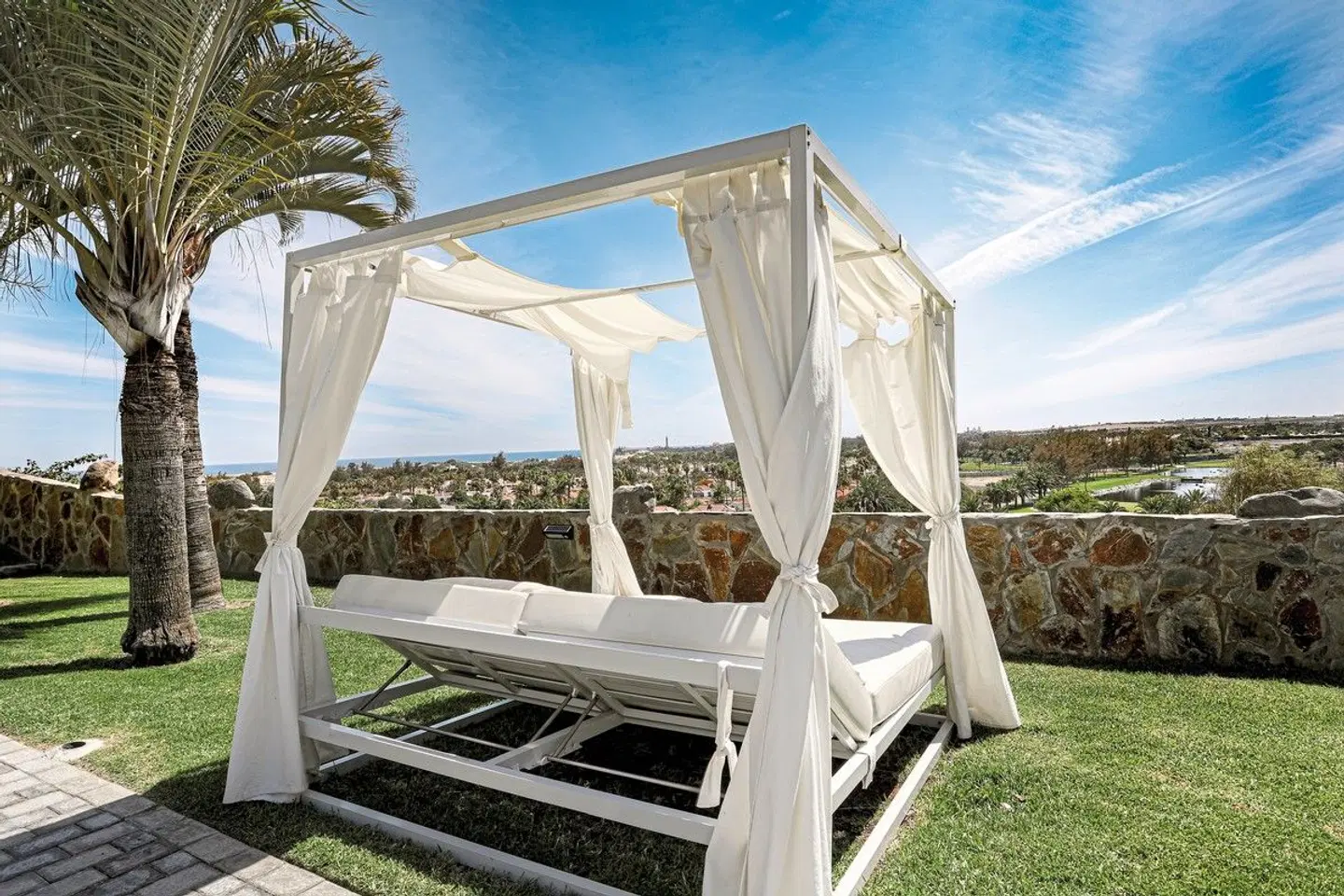 Bull Vital Suites & Spa Boutique Hotel Terrasse