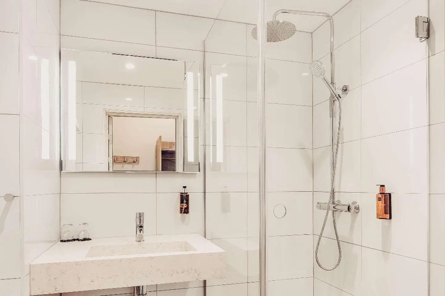 Clarion Collection Home Hotel Grand Bodo Badezimmer