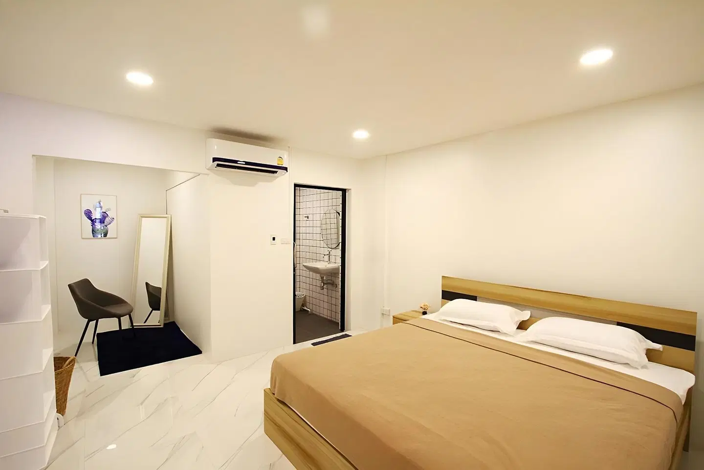 398 HOSTEL ROOM_EXAMPLE