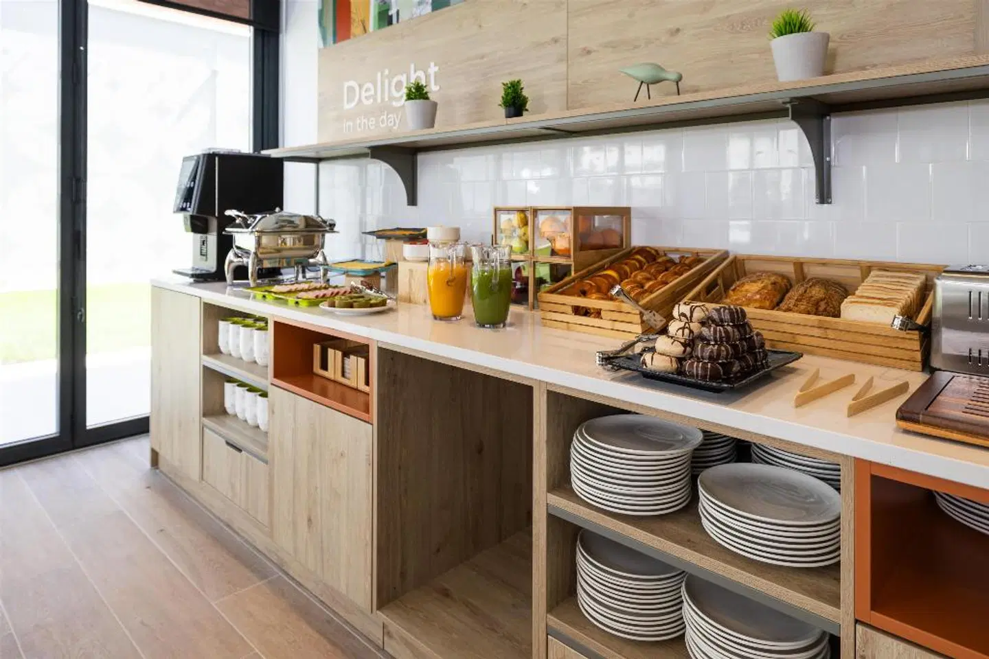 Spark By Hilton Madrid Alcala Restaurant