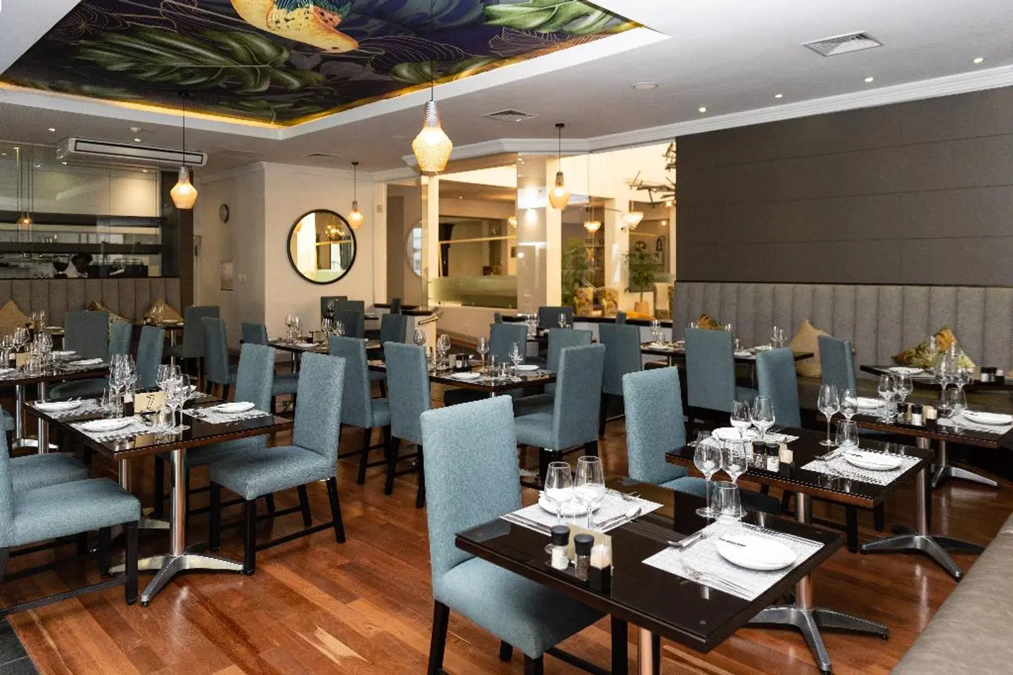 NH The Lord Charles Restaurant