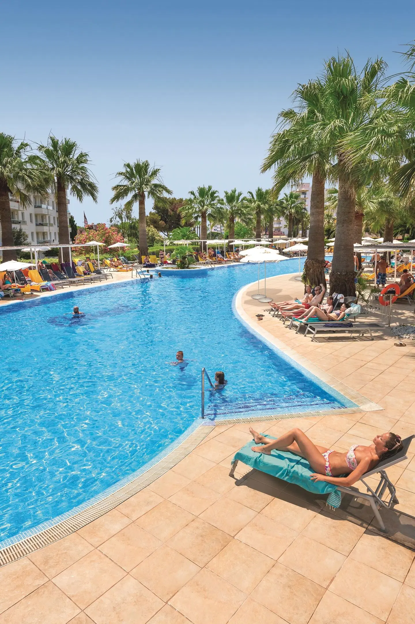 Allsun Orient Beach OUTDOOR_POOL