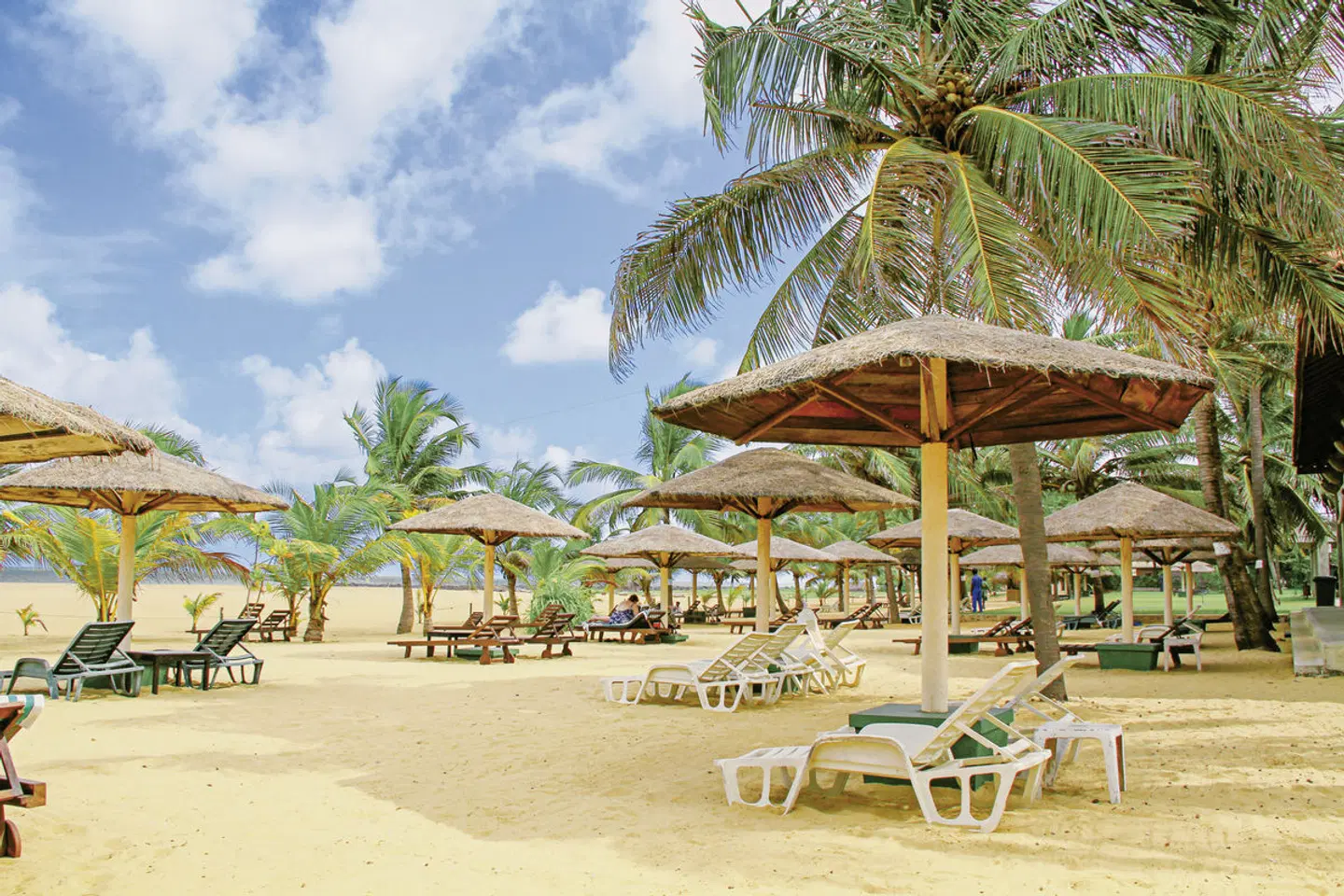 Goldi Sands Hotel BEACH
