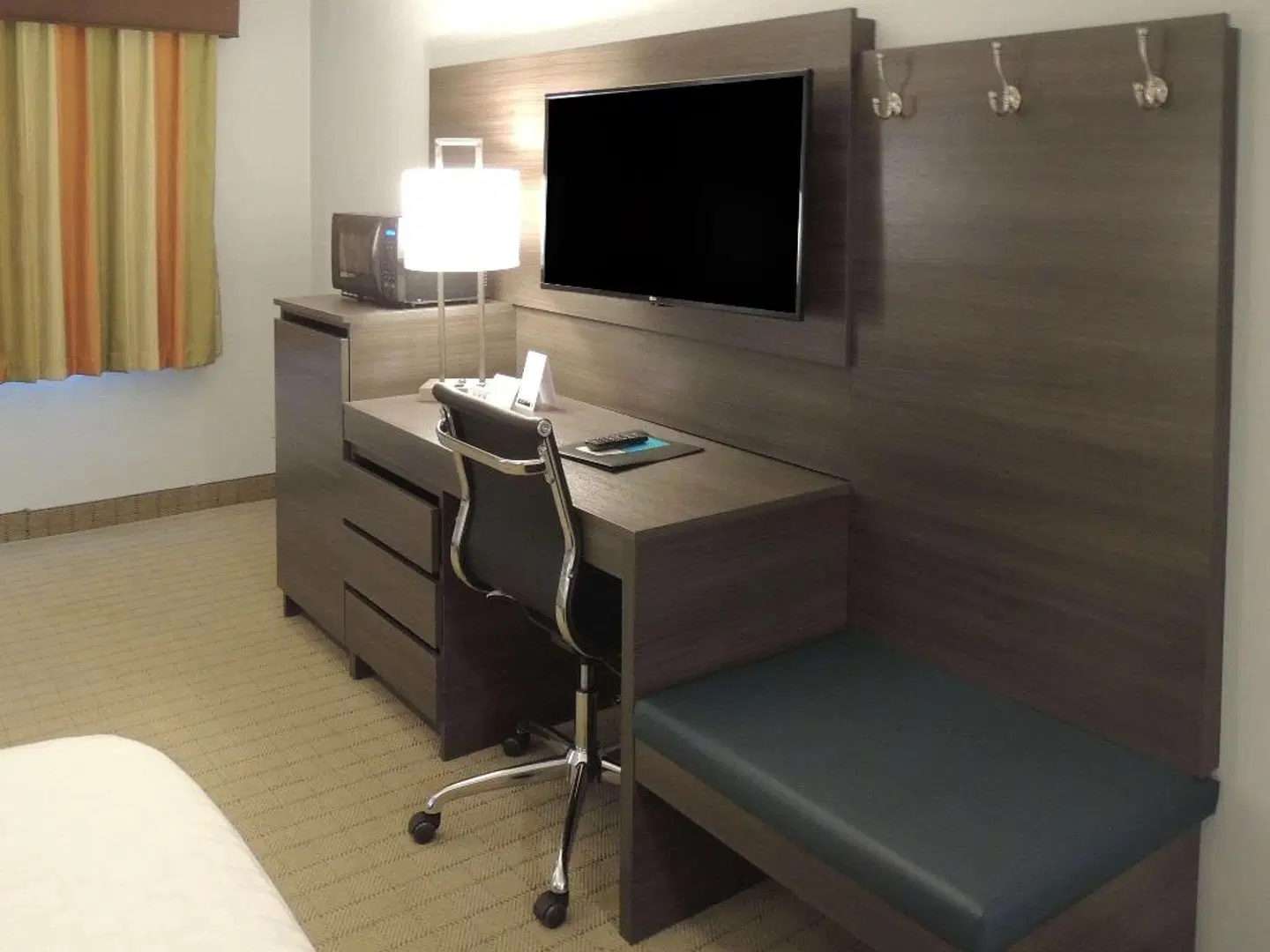 SureStay Hotel by Best Western SeaTac Airport North ROOM_EXAMPLE