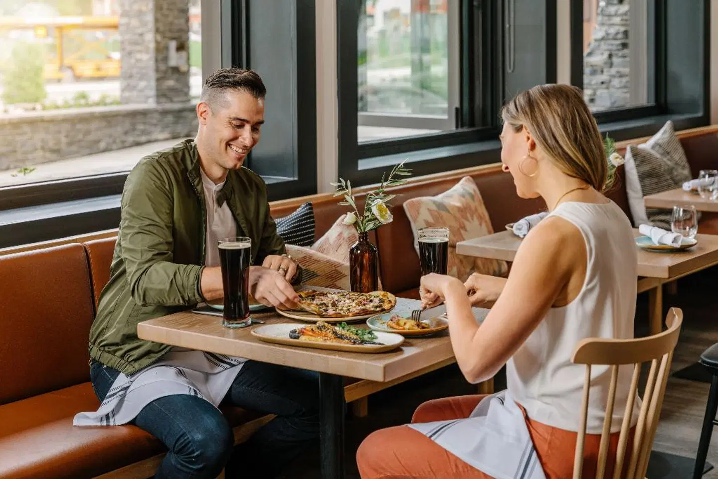 Elk + Avenue Hotel Restaurant