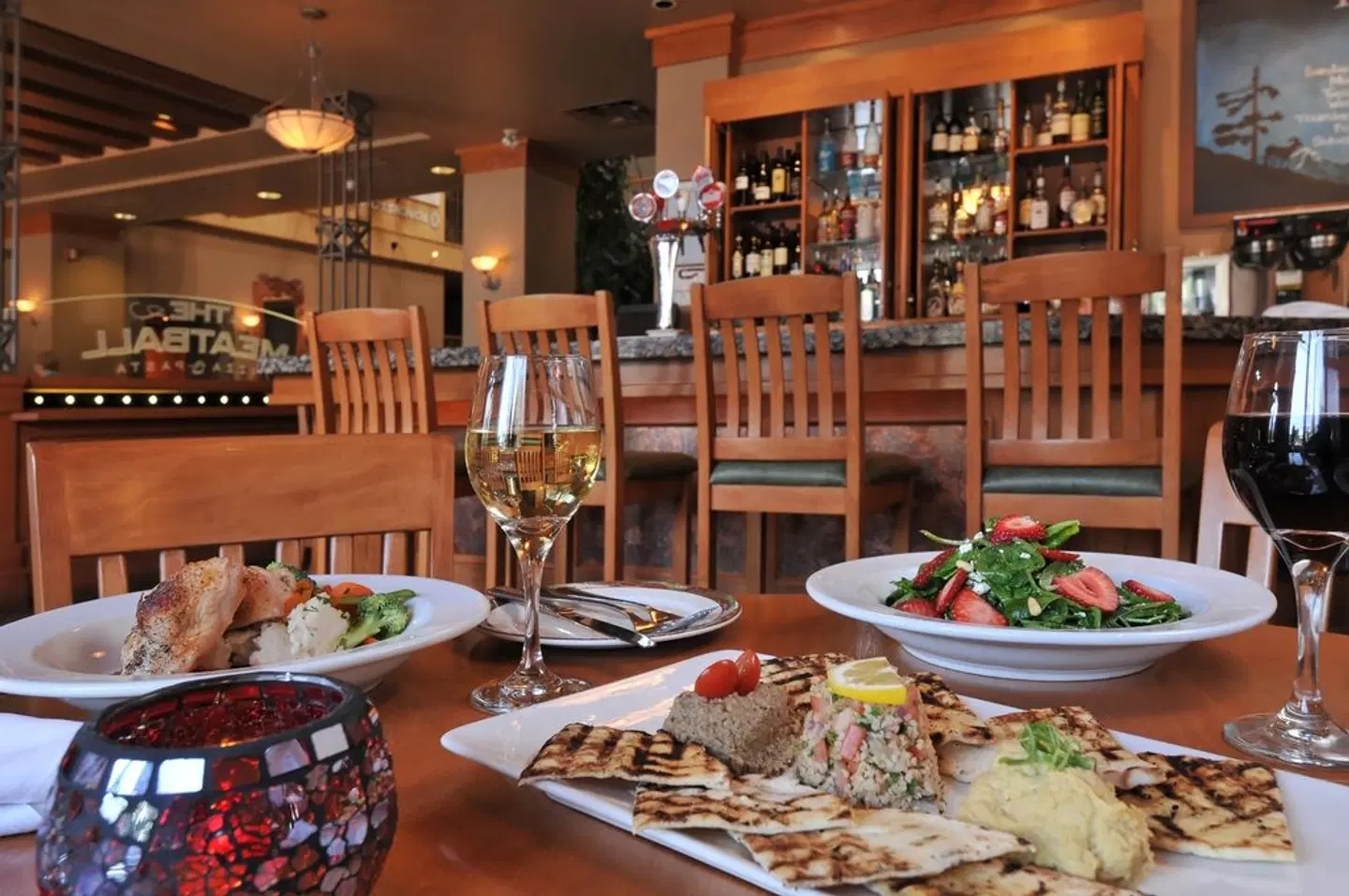 Banff Ptarmigan Inn Restaurant