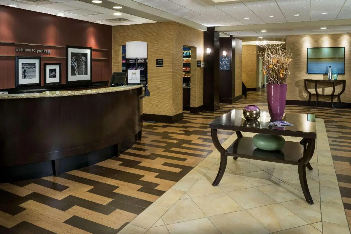 Hampton Inn & Suites Yonkers LOUNGE_LOBBY