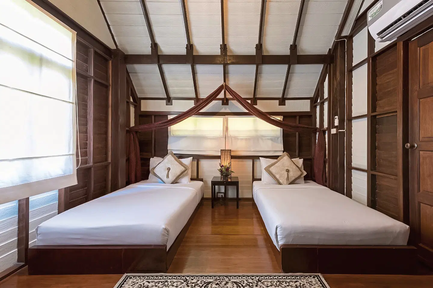 Annika Koh Chang ROOM_EXAMPLE