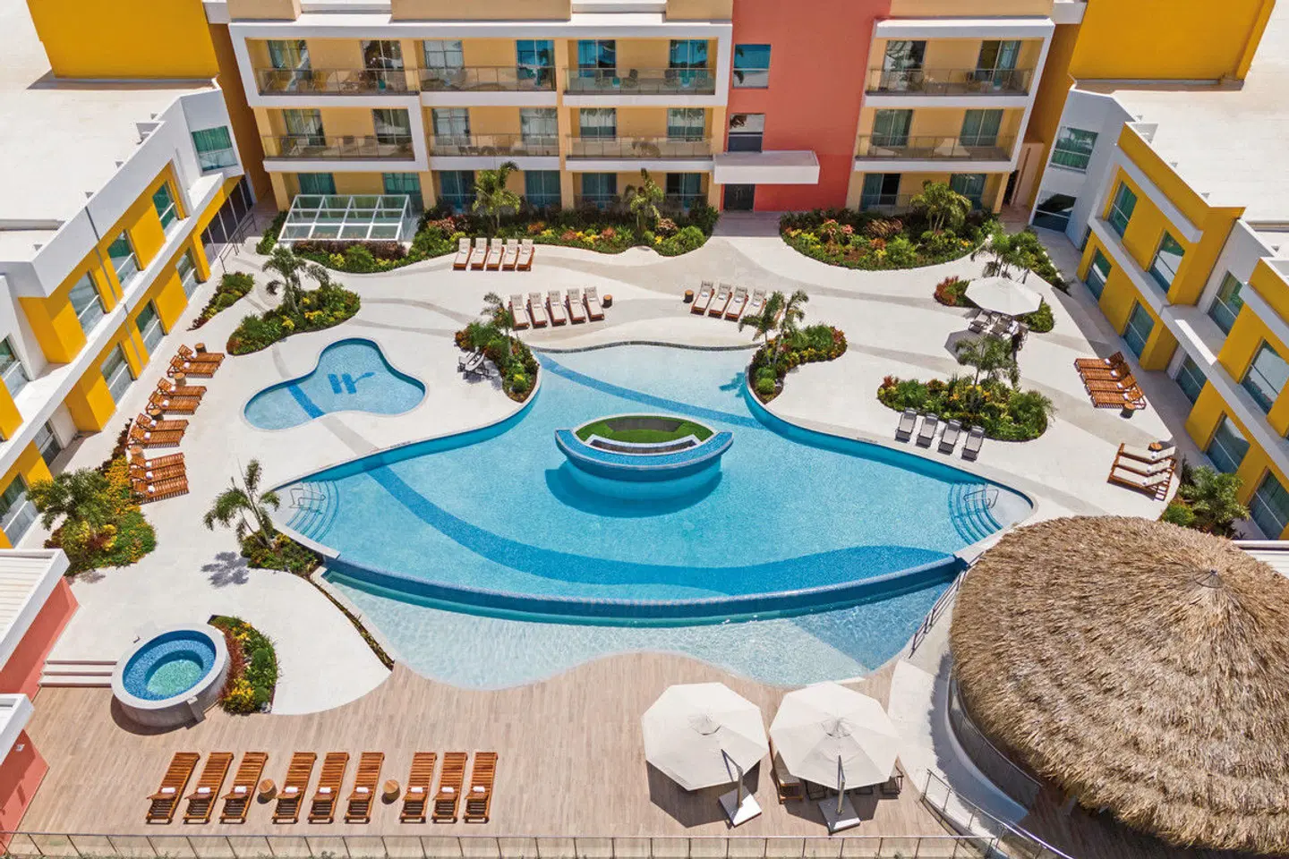 Courtyard by Marriott Curaçao OUTDOOR_POOL