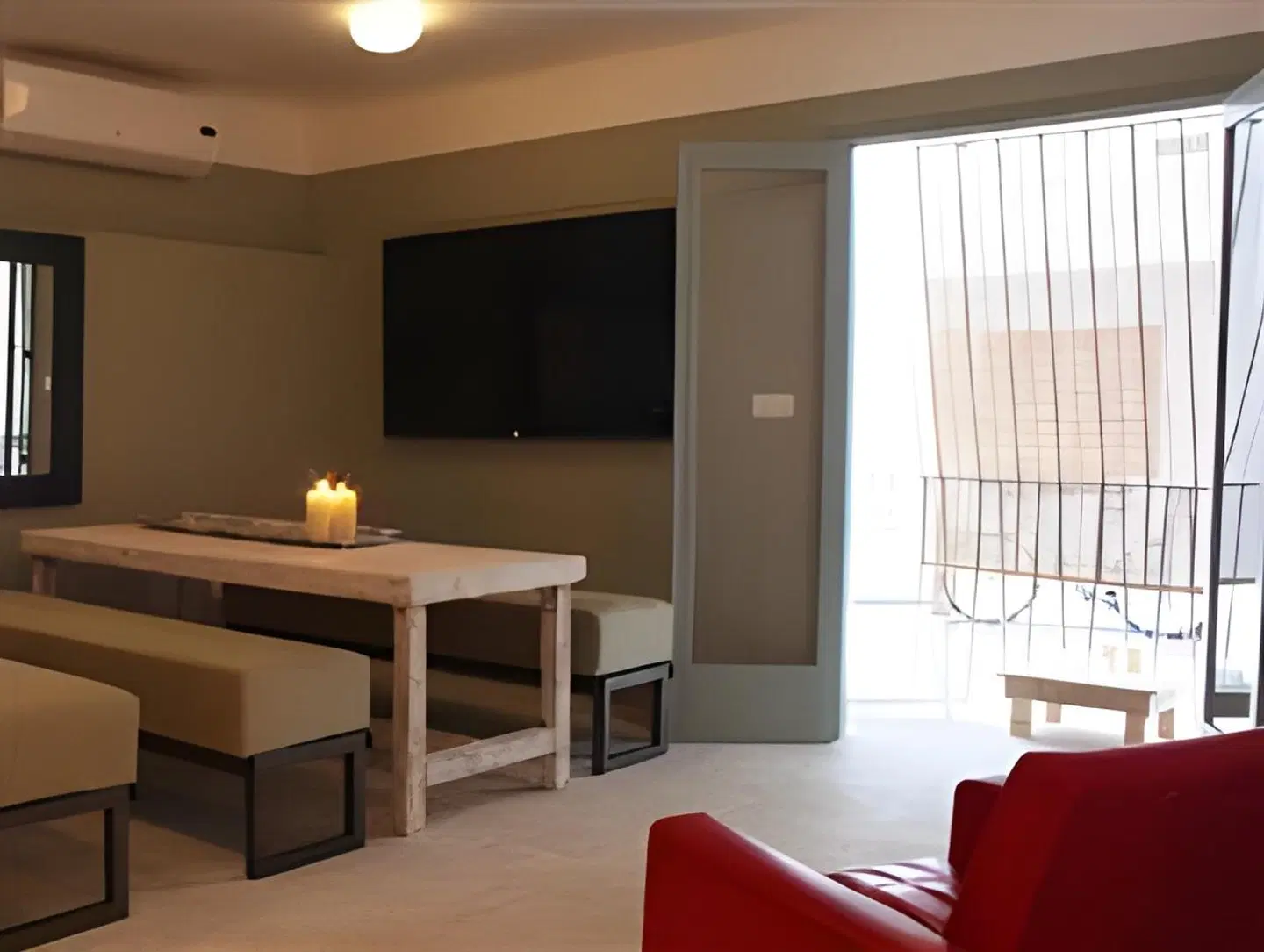 Juanita Hostal ROOM_EXAMPLE