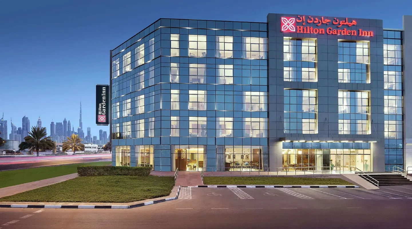 Hilton Garden Inn Dubai Al Mina EXTERIOR