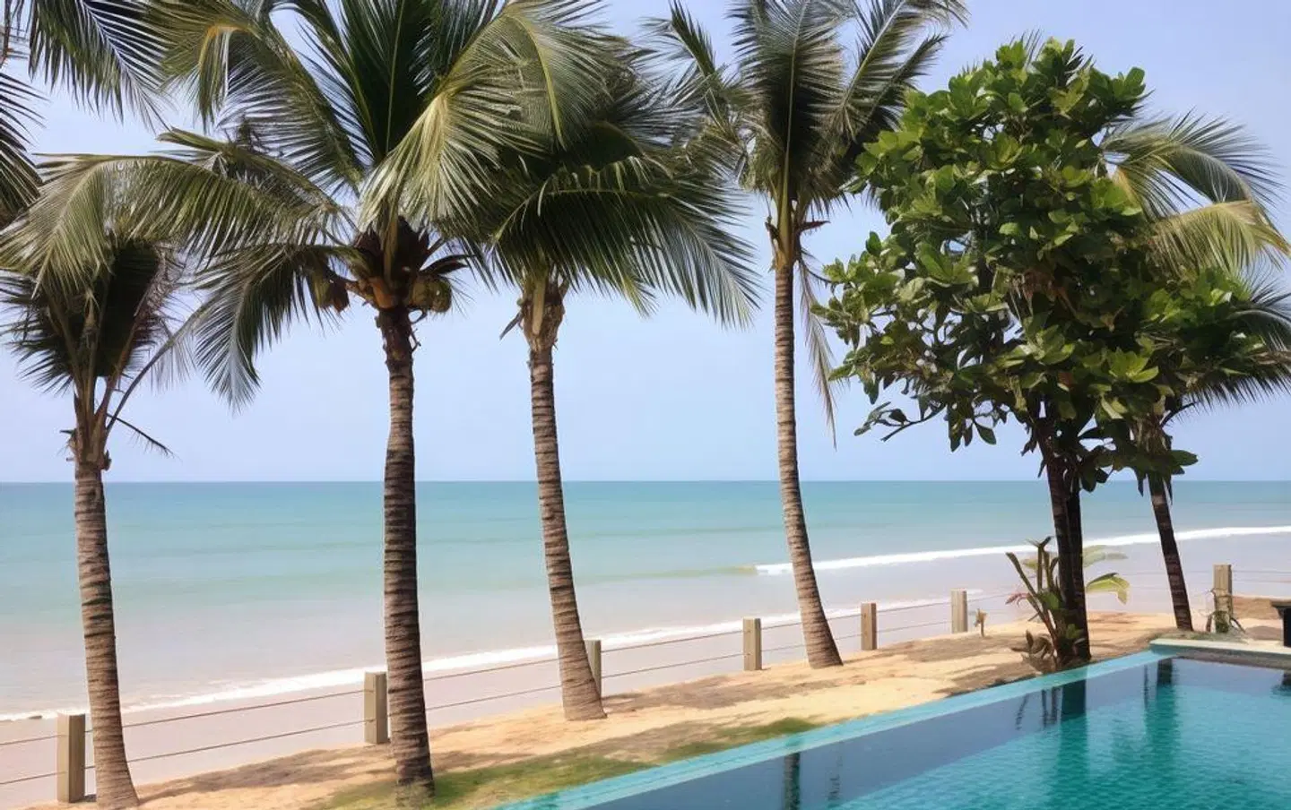 The Shambhala Khaolak Resort (SHA Extra Plus) Strand