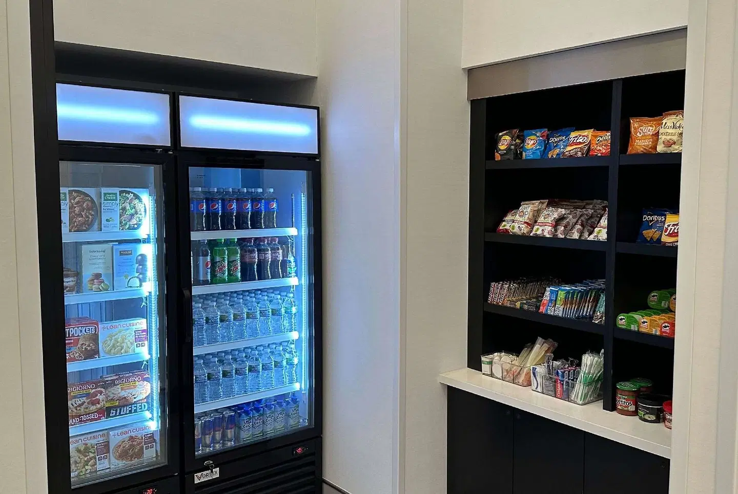 La Quinta by Wyndham Chicago O'Hare Airport ROOM_EXAMPLE