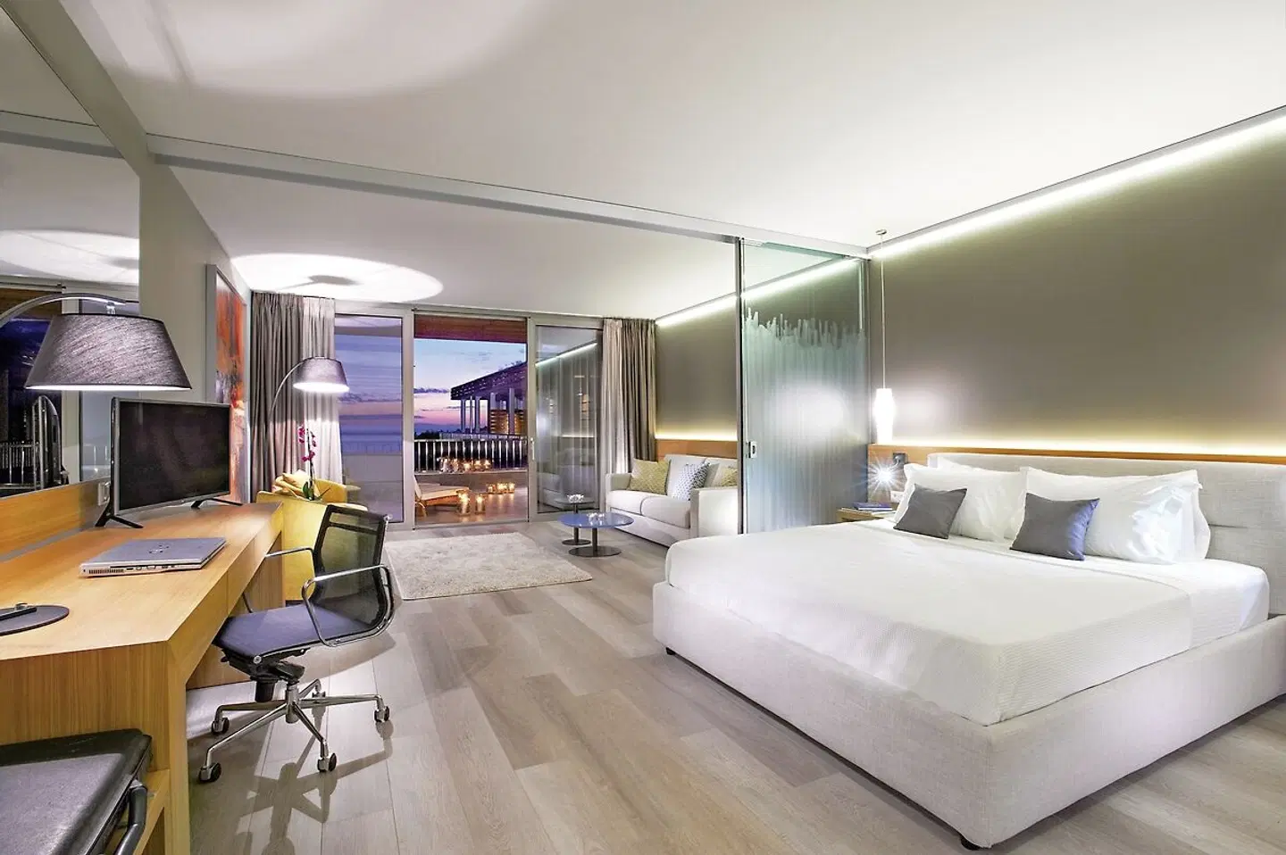 Blue Dolphin ROOM_EXAMPLE