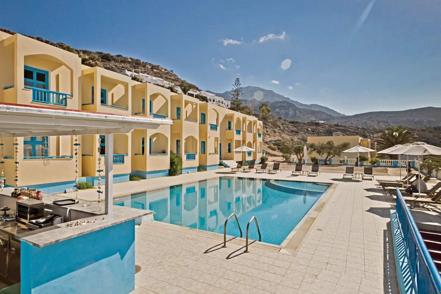 Sarris Hotel OUTDOOR_POOL