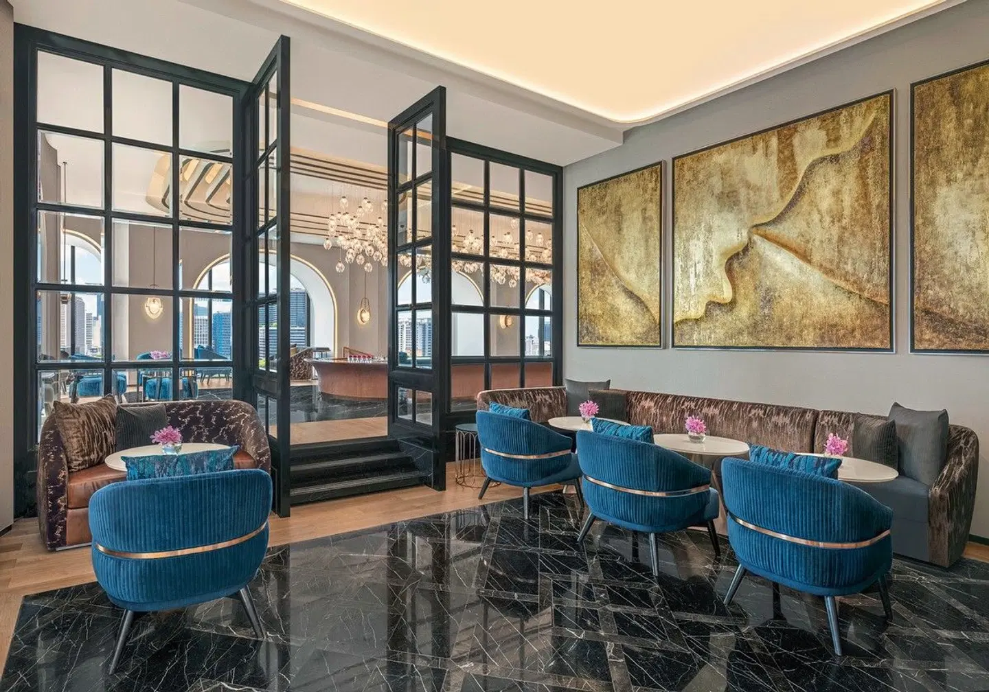 The Ritz-Carlton Bangkok Bar