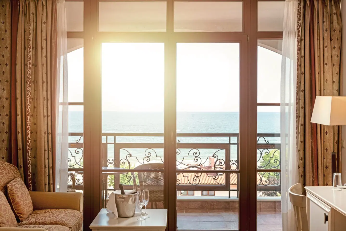 Helena Sands INDOOR_POOL