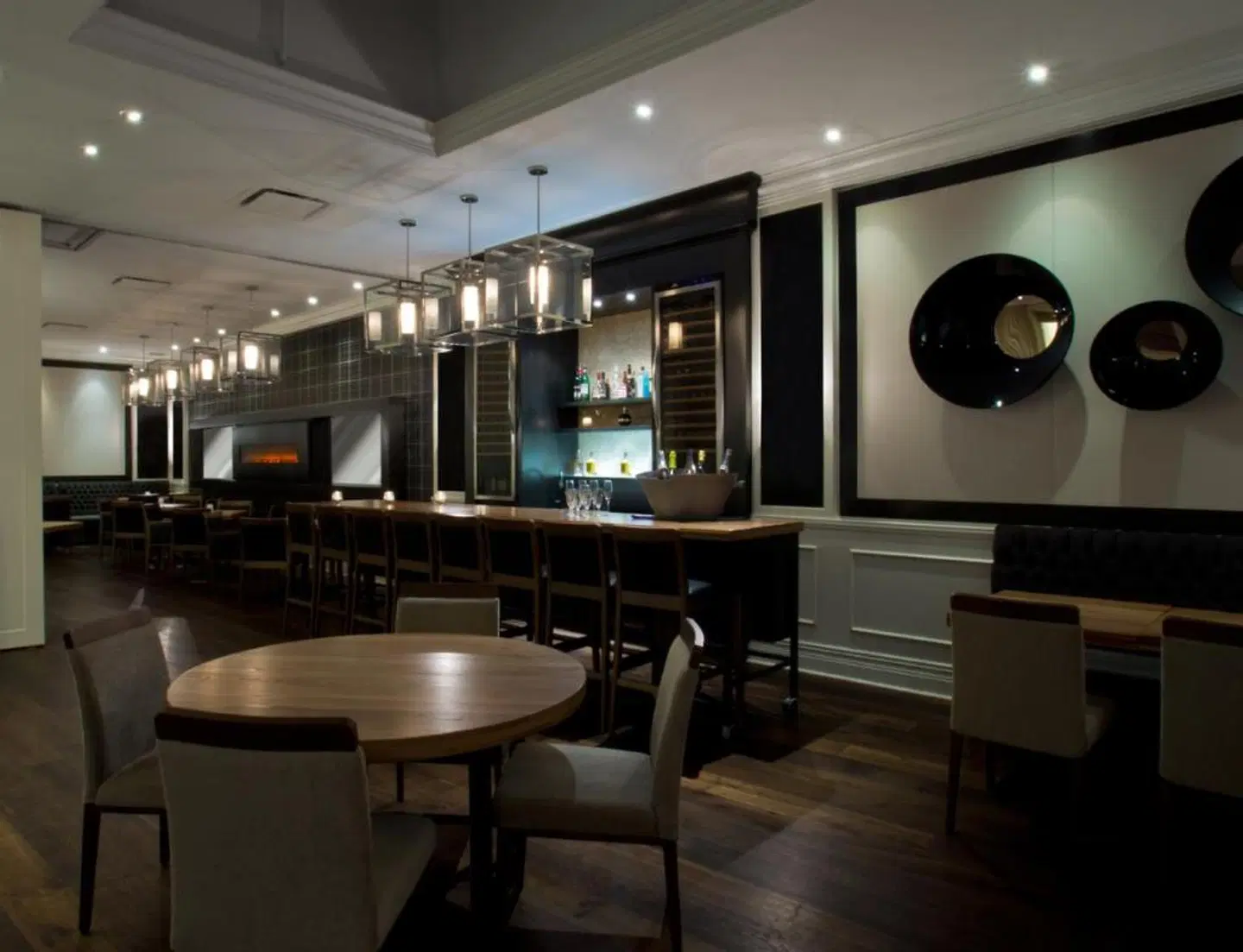 Hôtel Manoir Victoria Bar