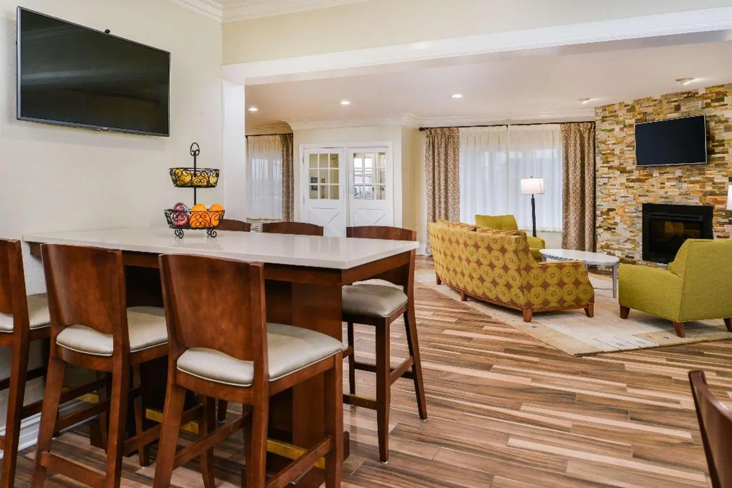 Best Western Of Hartland Bar