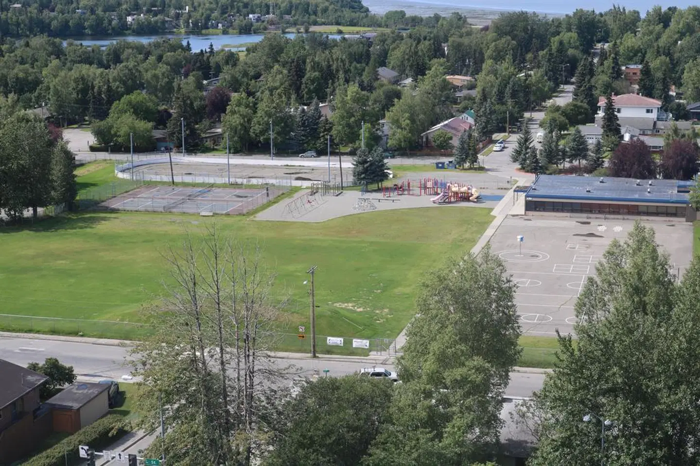 Inlet Tower Hotel & Suites SPORTS_AND_LEISURE