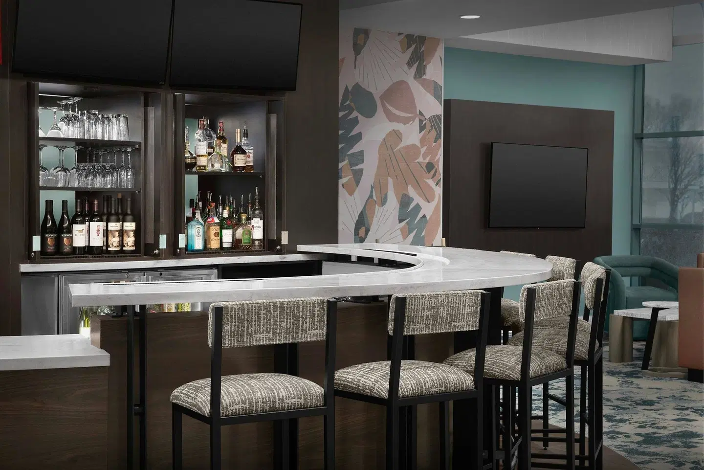 Courtyard by Marriott Virginia Beach Oceanfront/South Bar