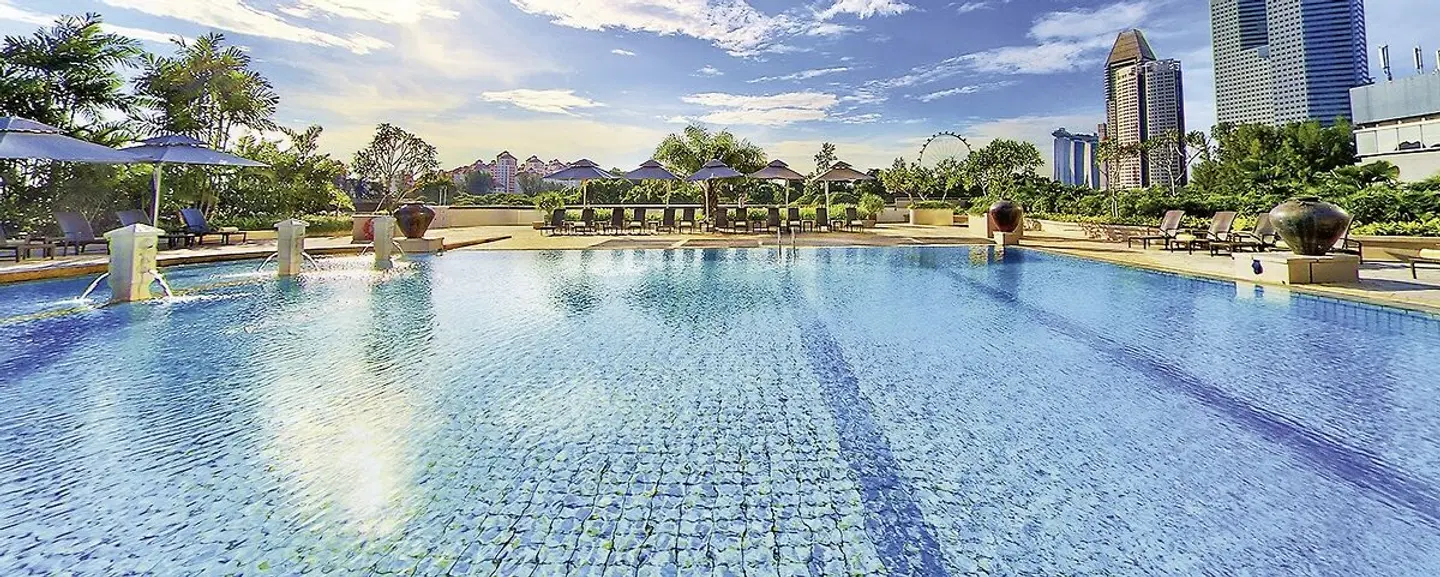 PARKROYAL on Beach Road OUTDOOR_POOL