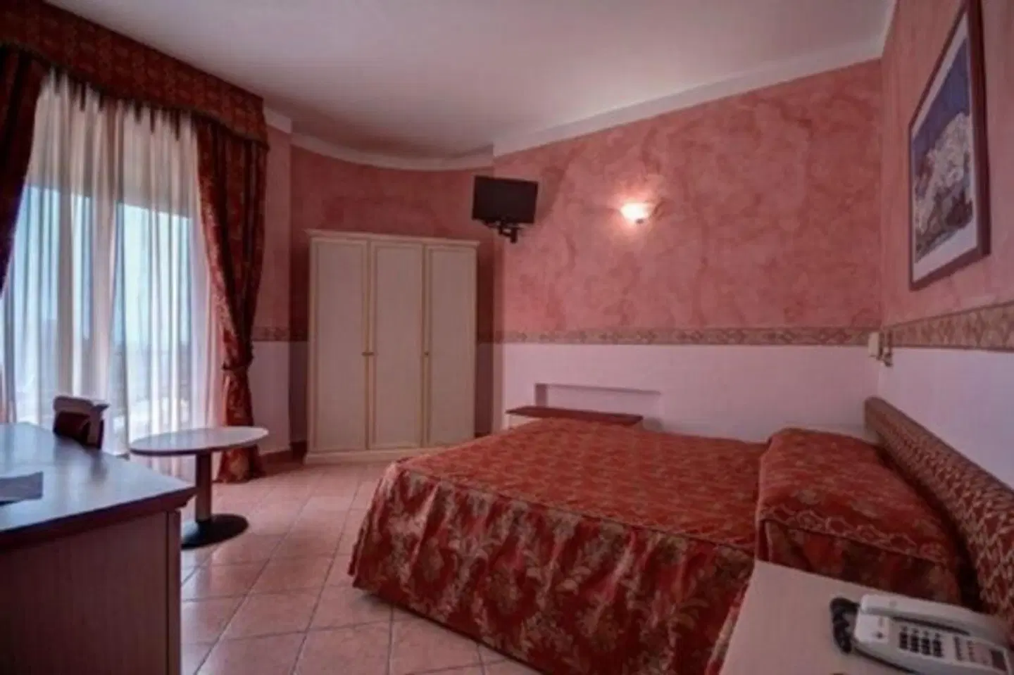 Hotel America ROOM_EXAMPLE