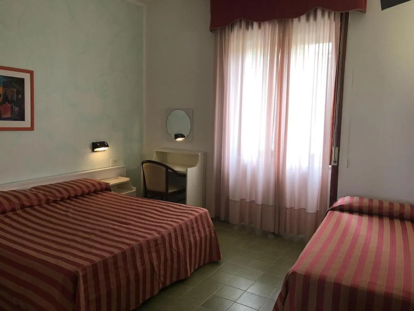 Hotel America ROOM_EXAMPLE