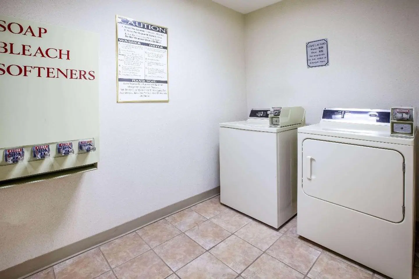 Baymont by Wyndham Mackinaw City ROOM_EXAMPLE