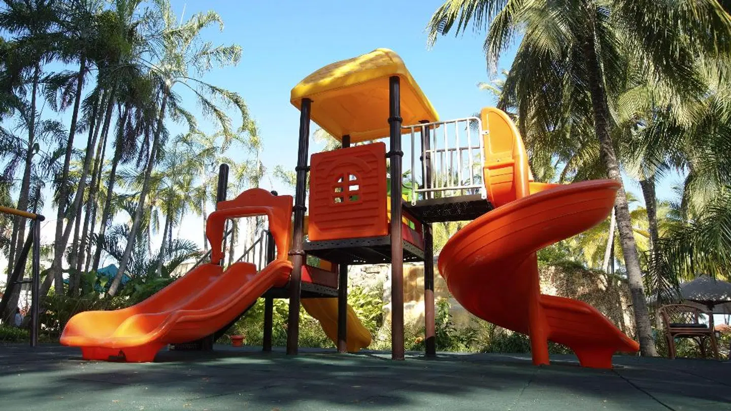 Sarova Whitesands Beach Resort & Spa EXTERIOR